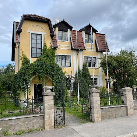 Vikerkaare Villa Тарту Экстерьер фото
