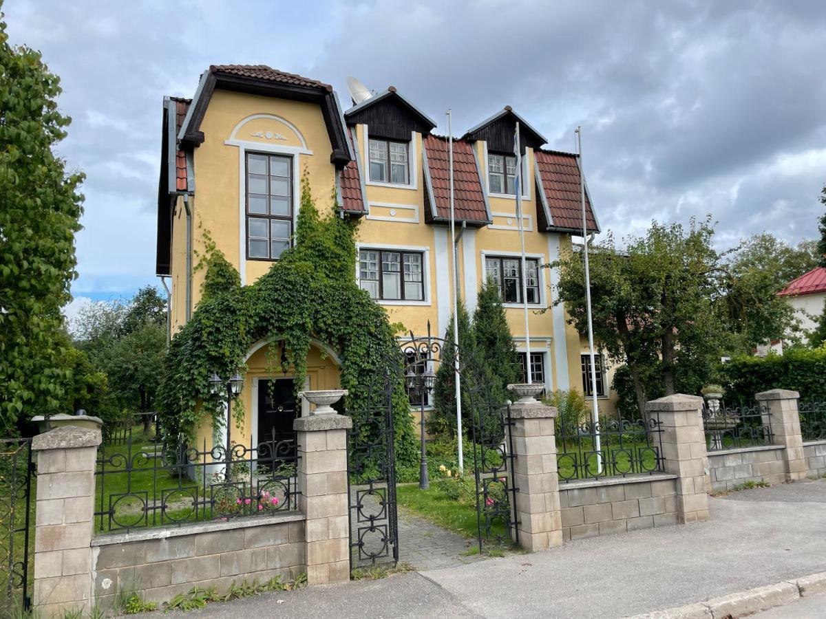 Vikerkaare Villa Тарту Экстерьер фото
