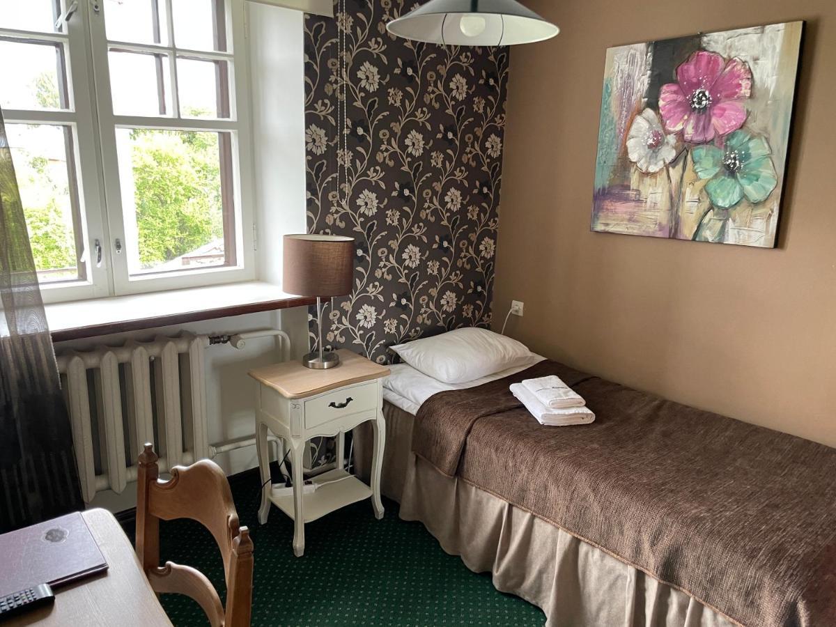 Vikerkaare Villa Тарту Экстерьер фото