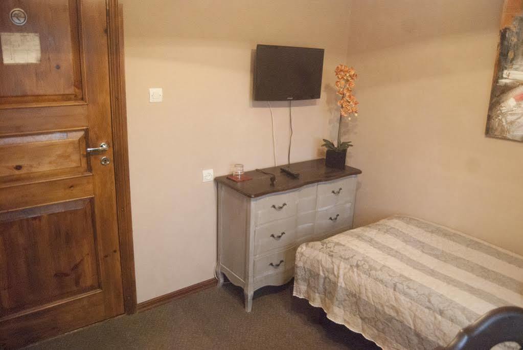 Vikerkaare Villa Тарту Экстерьер фото